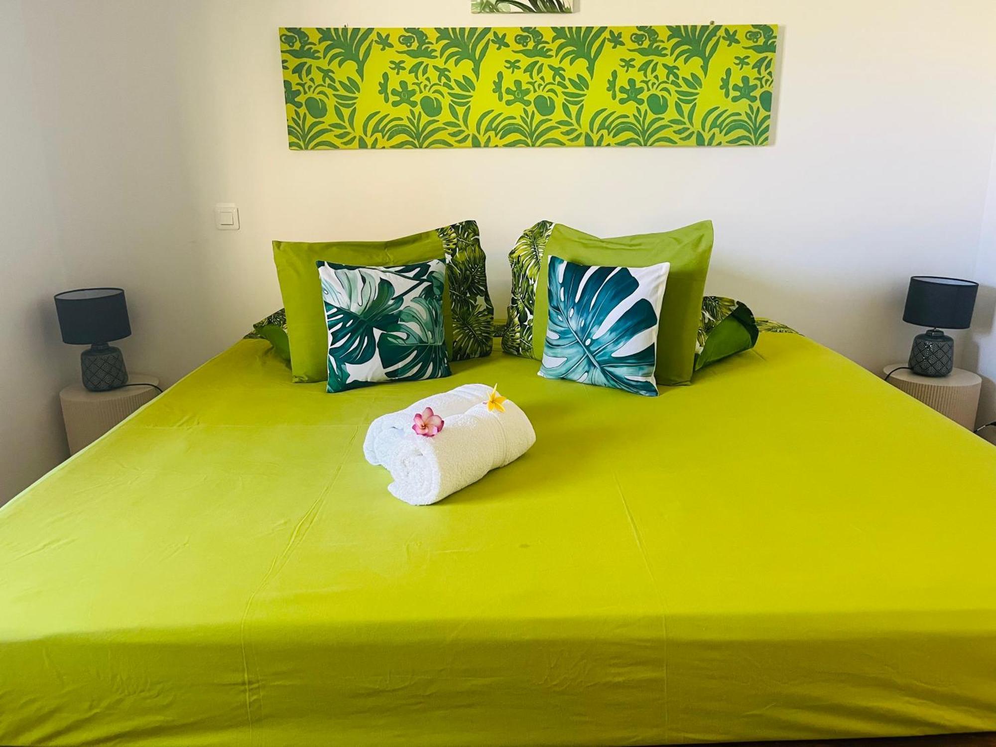 Guest house Lokai House *
