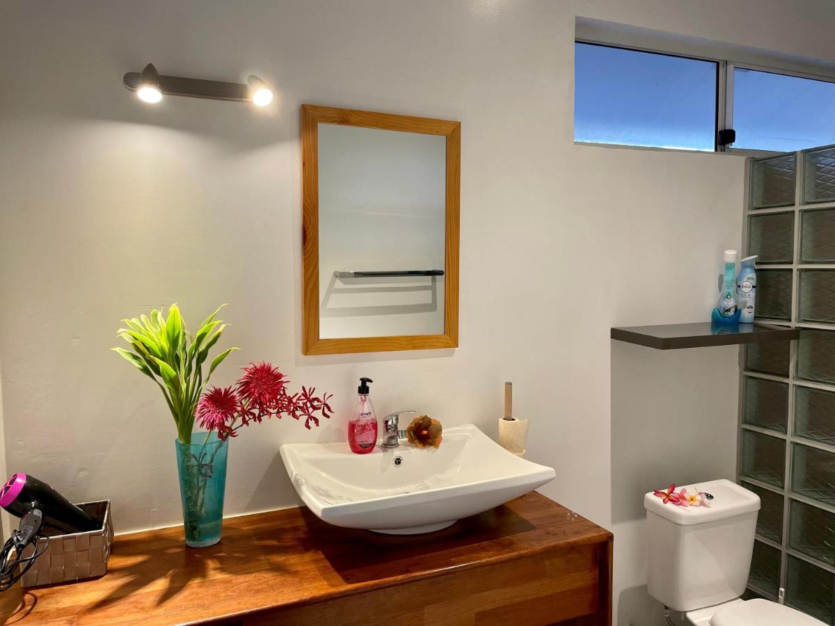 Guest house Lokai House
