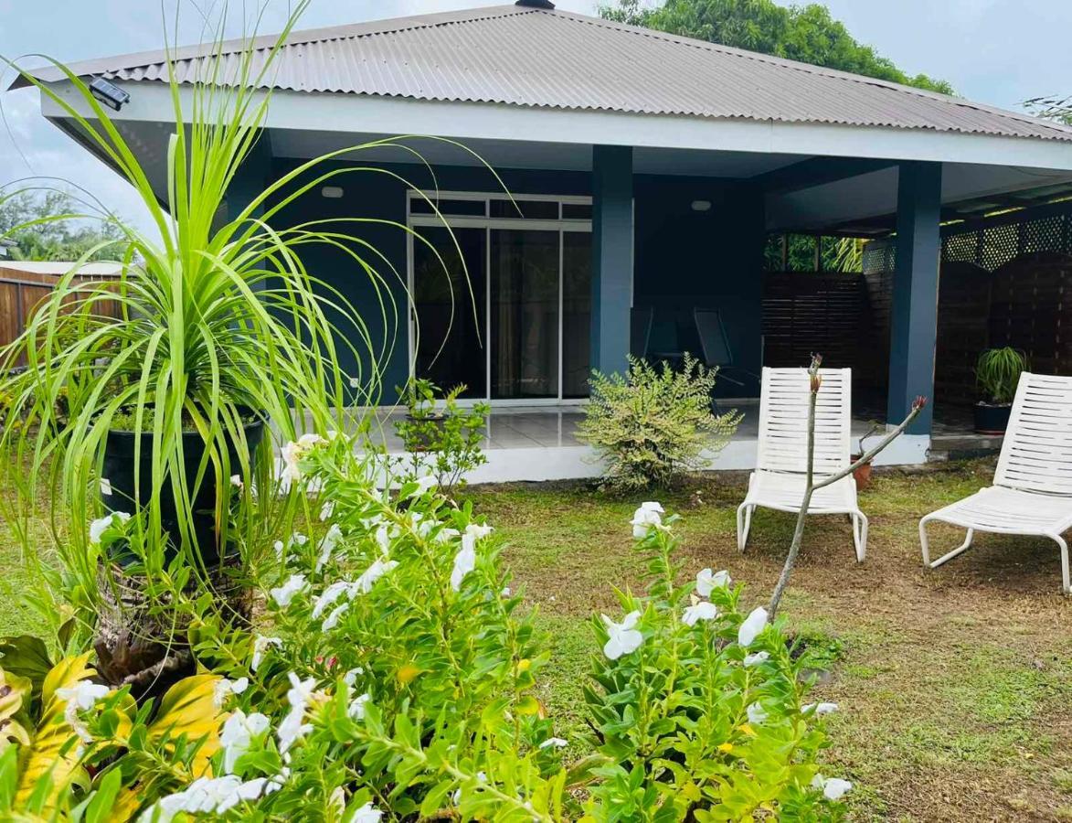 Guest house Lokai House *